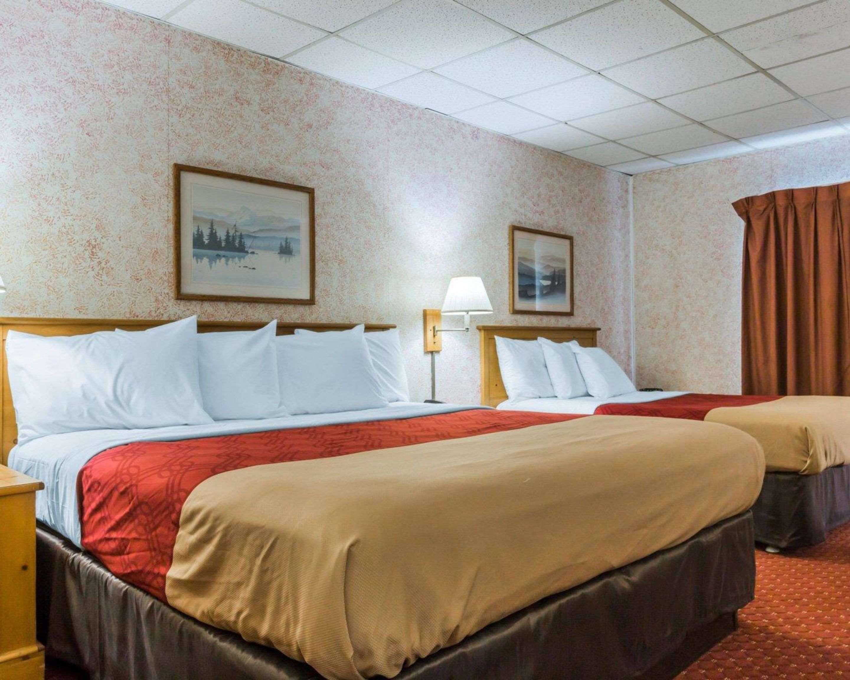 Econo Lodge Stewart International Airport New Windsor Екстериор снимка