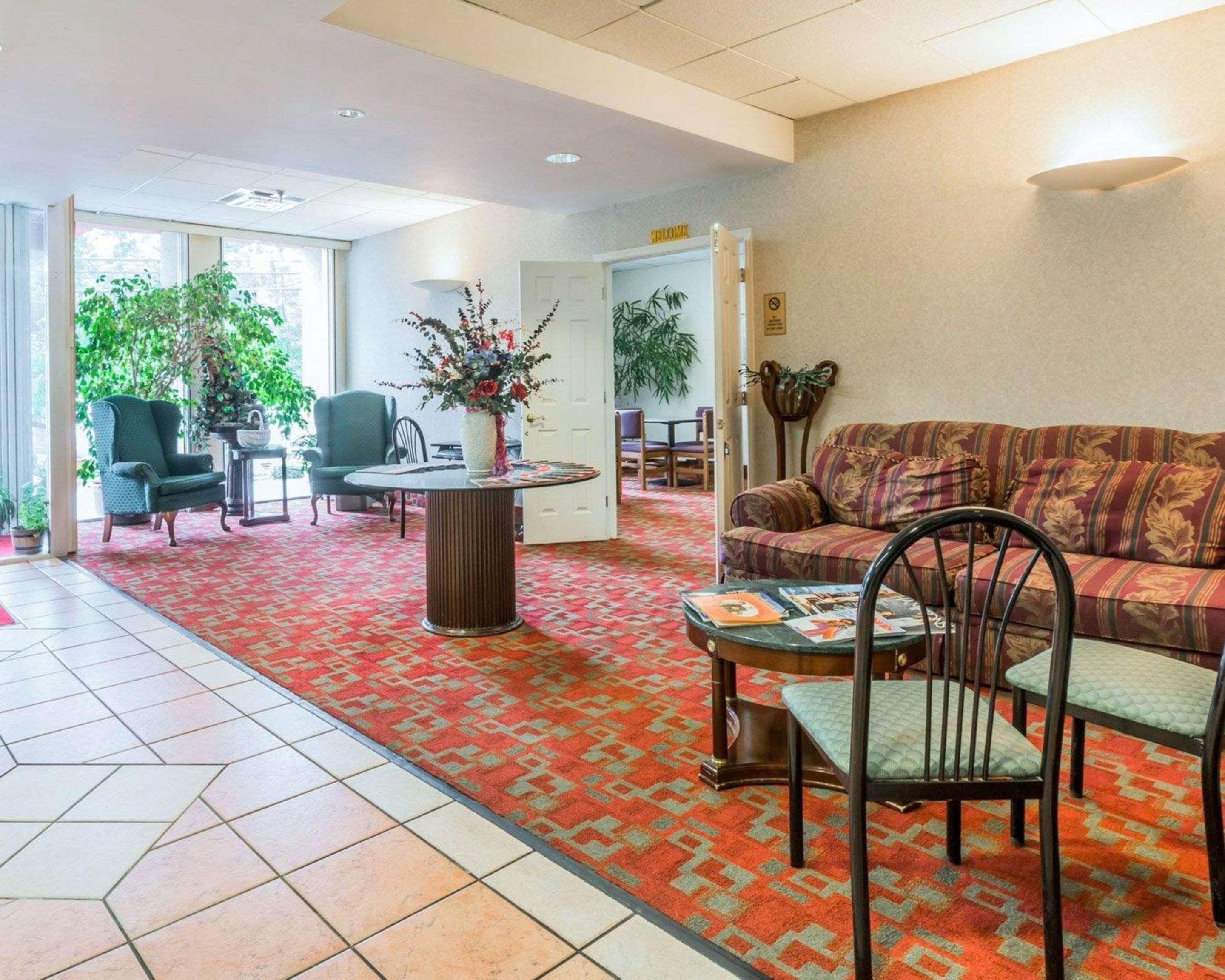 Econo Lodge Stewart International Airport New Windsor Екстериор снимка